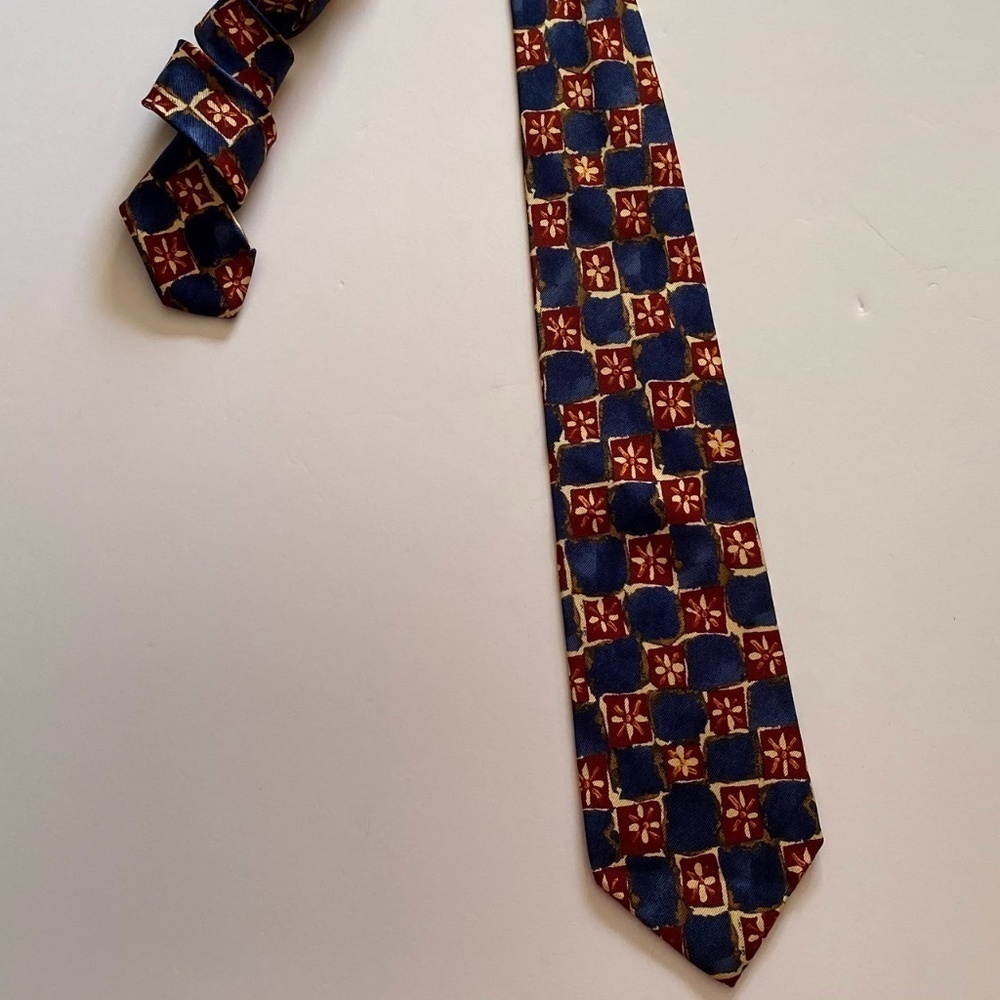 Hugo Boss Men Retro Pattern Tie